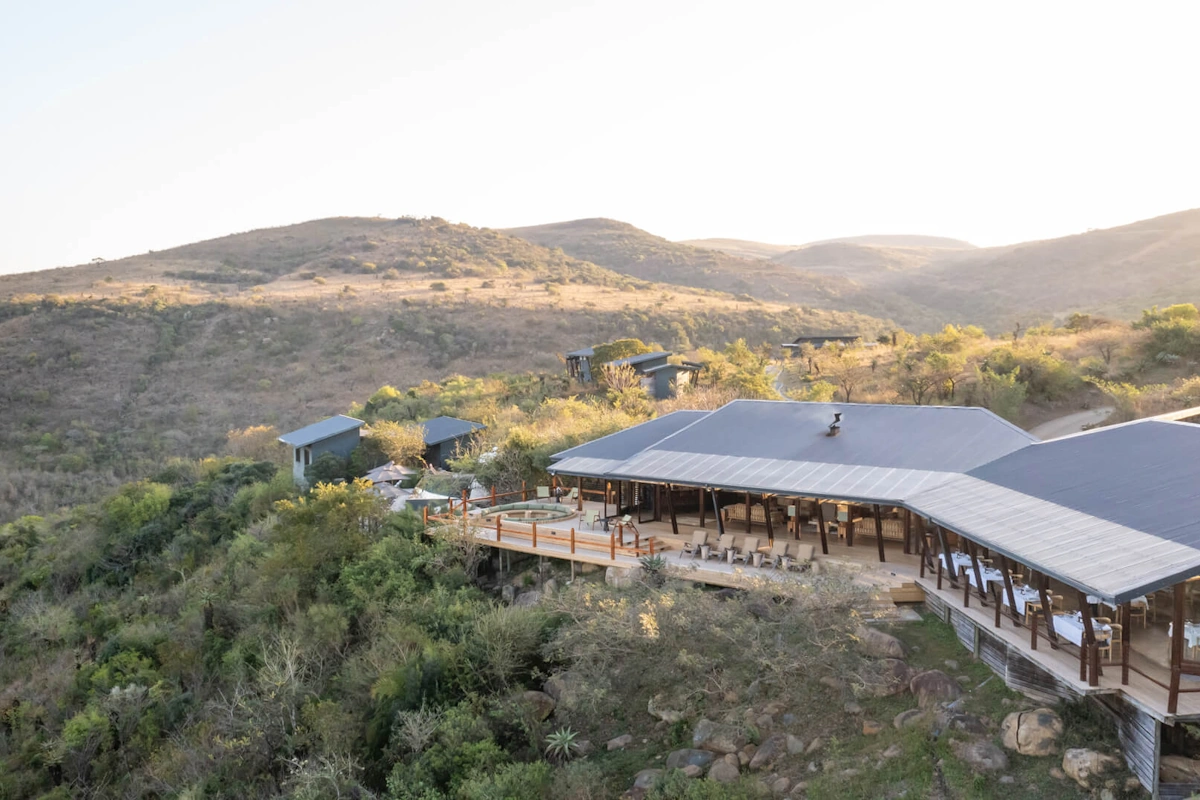 Rhino Ridge Safari Lodge 001.webp
