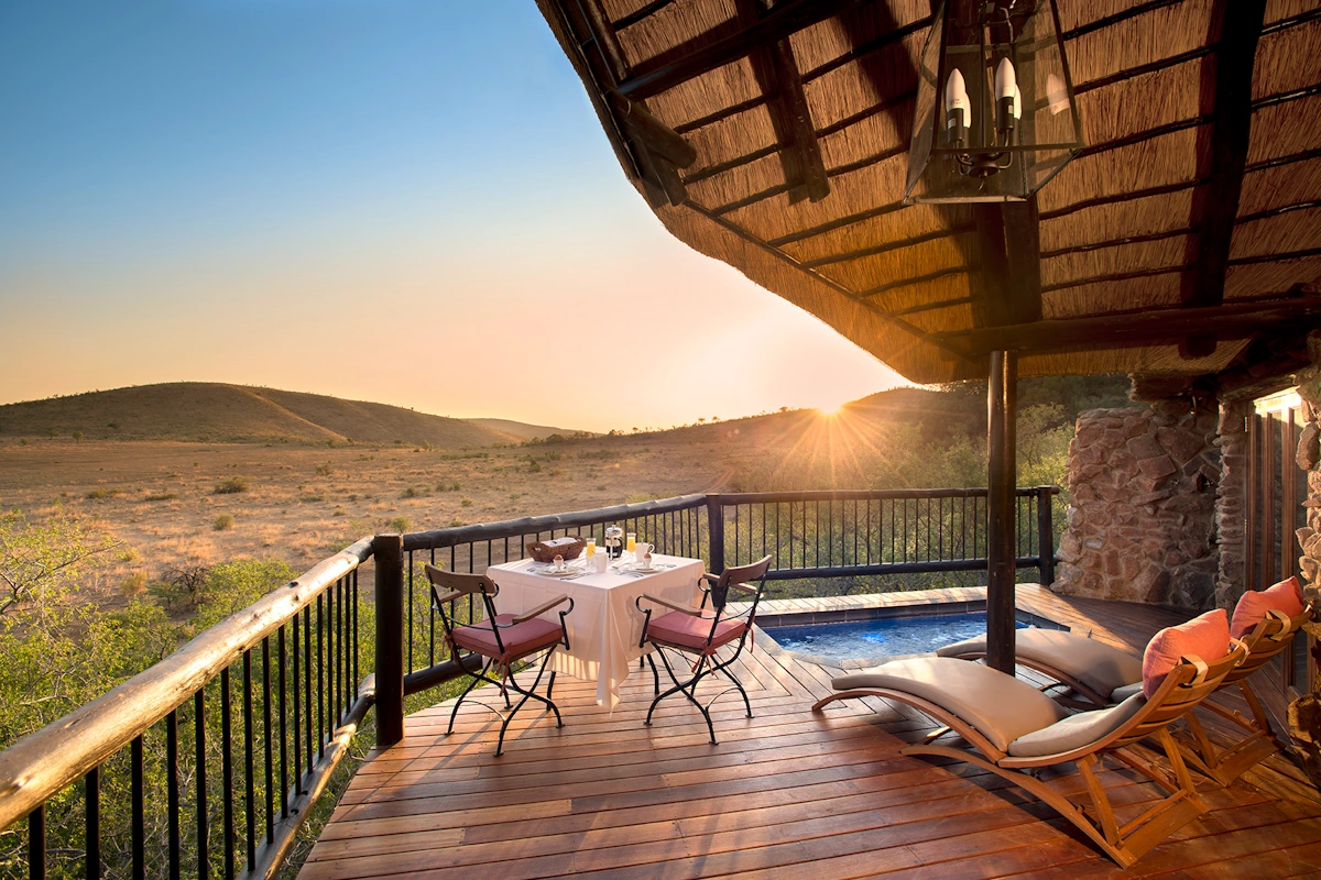 Tshukudu Bush Lodge suite 001.webp