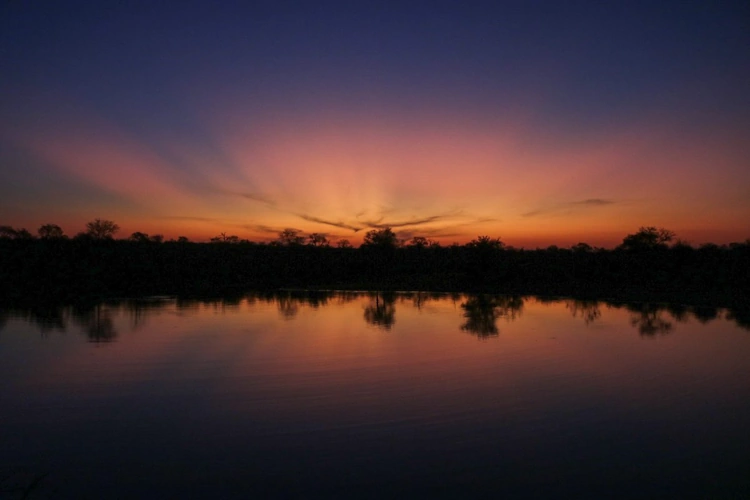 Xanatseni Private Camp zonsondergang.webp