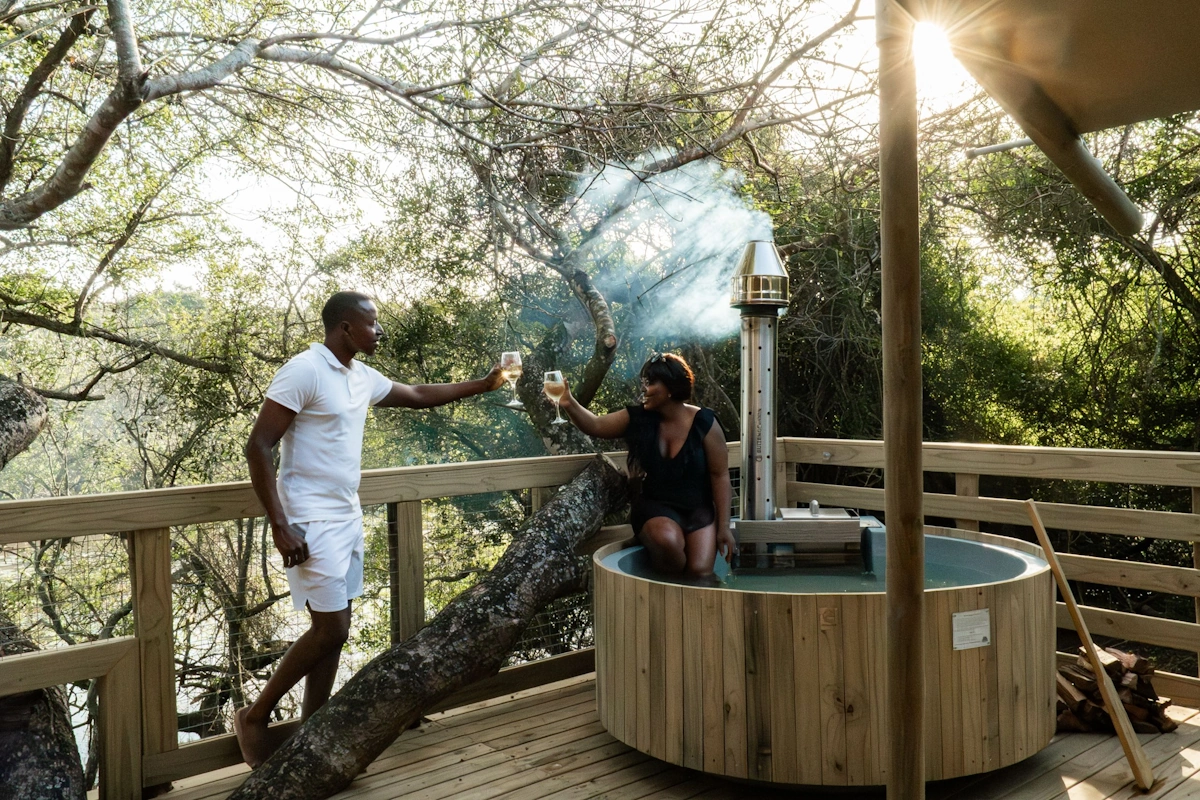 AfriCamps at Bonamanzi Game Reserve hottub 001.webp