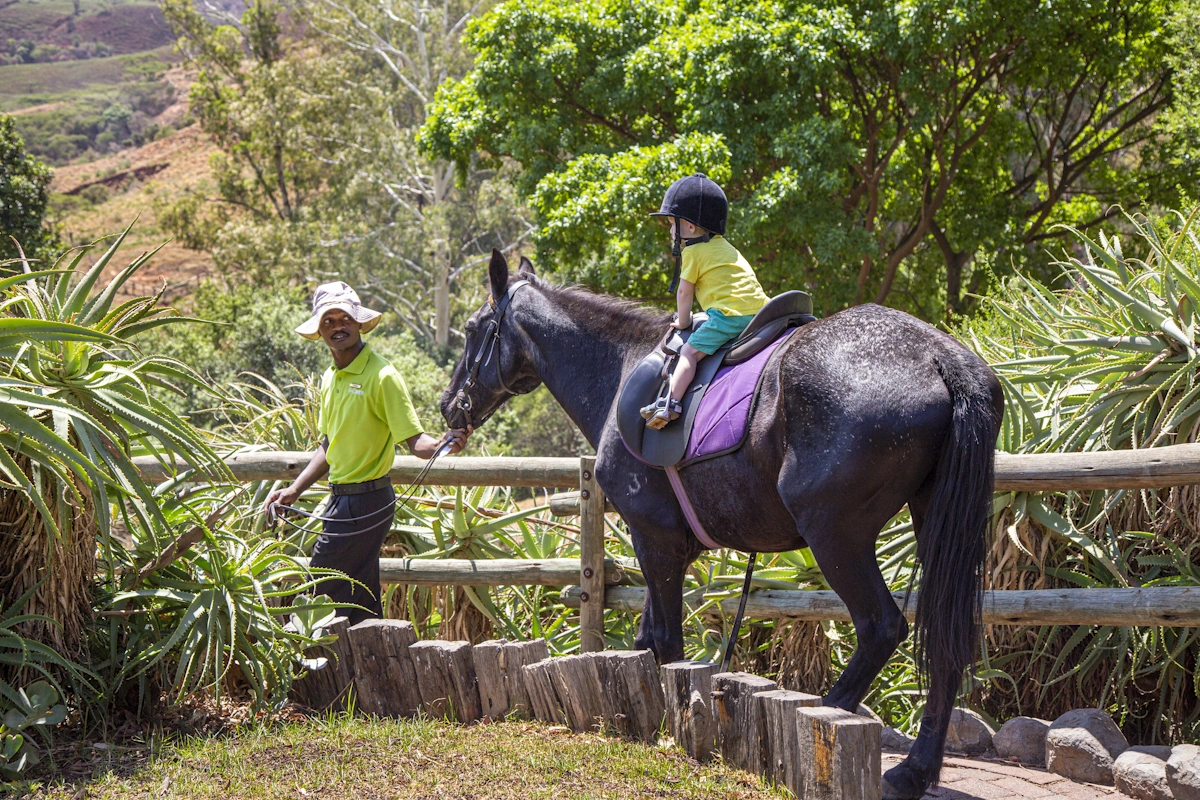 The Cavern Drakensberg Resort & Spa activiteit kidsclub 001.webp