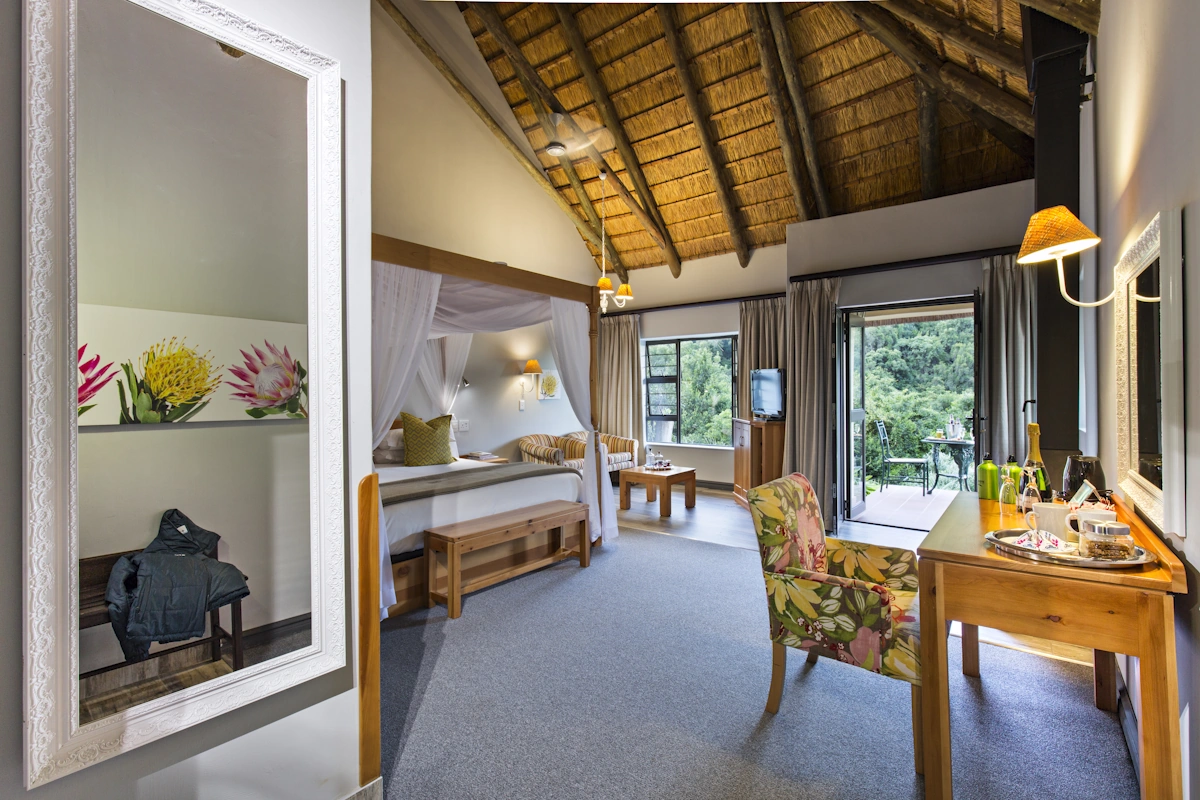 The Cavern Drakensberg Resort & Spa suite 001.webp