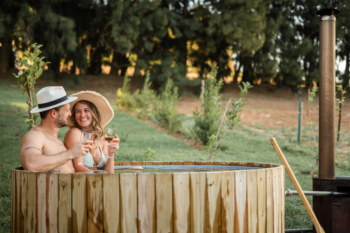 AfriCamps at Doolhof hottub 001.webp