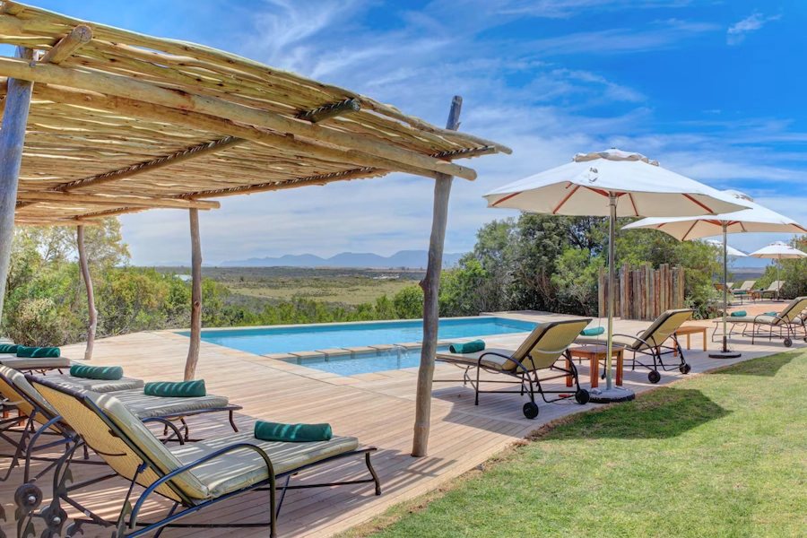 Garden Route Game Lodge zwembad.webp