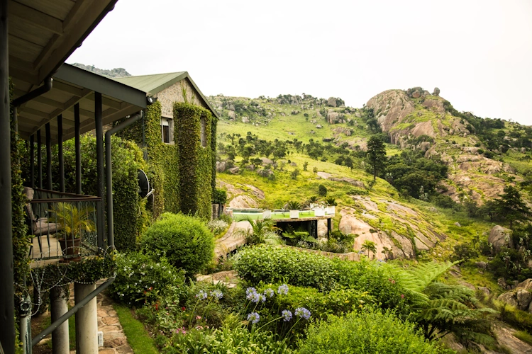 Ematjeni Retreat Guesthouse uitzicht 001.webp