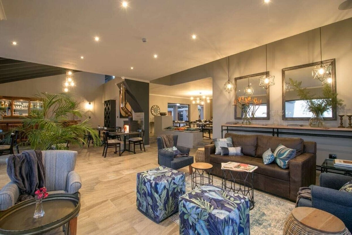 Somervreug Guest House lounge 002.webp