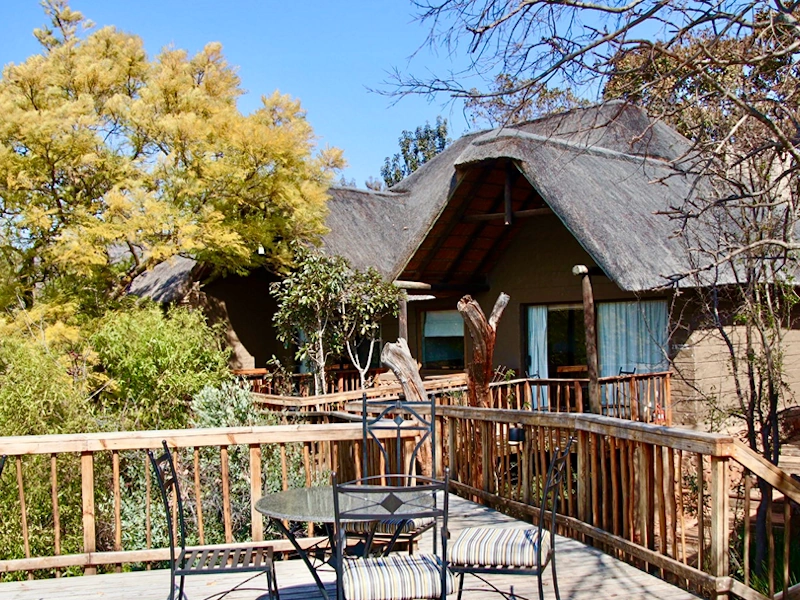 Entabeni Kingfisher Lodge zitje 001.webp