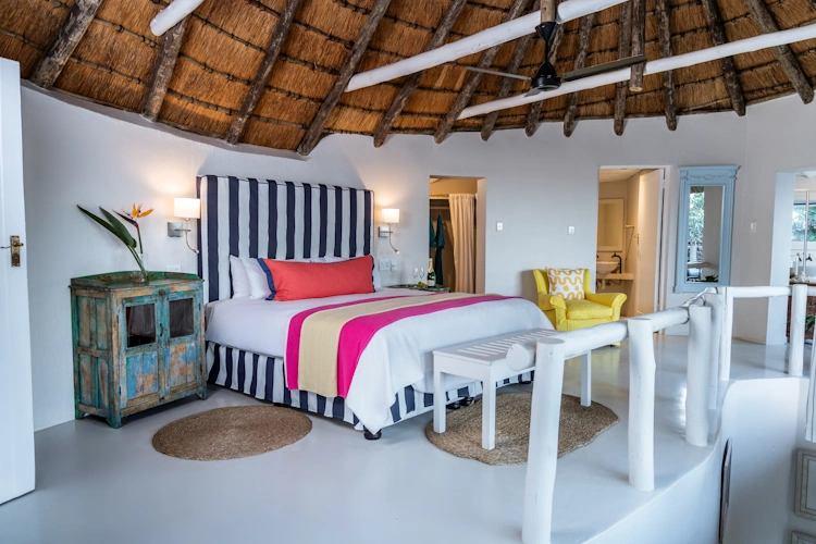 Umngazi Hotel and Spa Double Storey Honeymoon Suite 001.webp