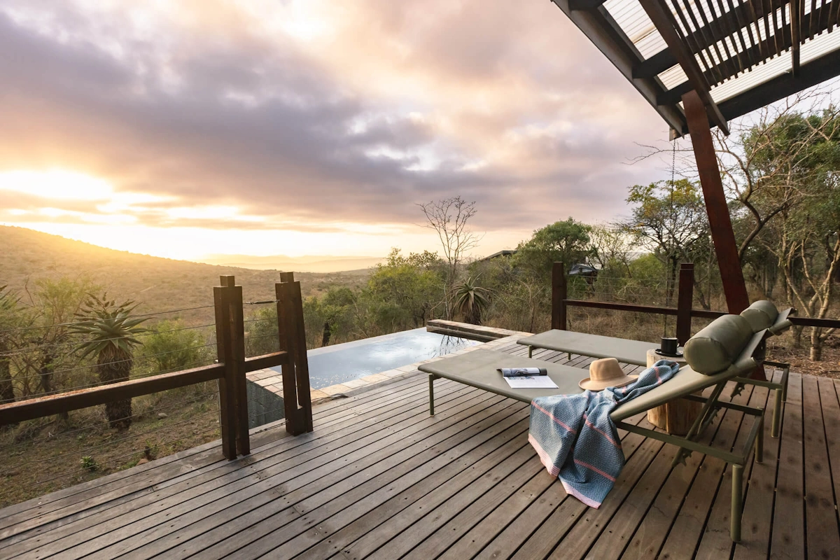 Rhino Ridge Safari Lodge Honeymoon Bush Villa 001.webp