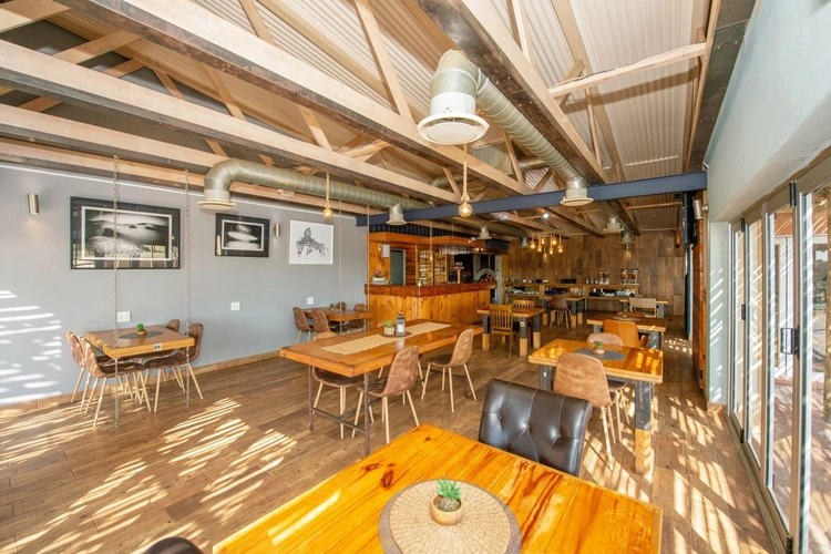 Kgalagadi Lodge restaurant.webp