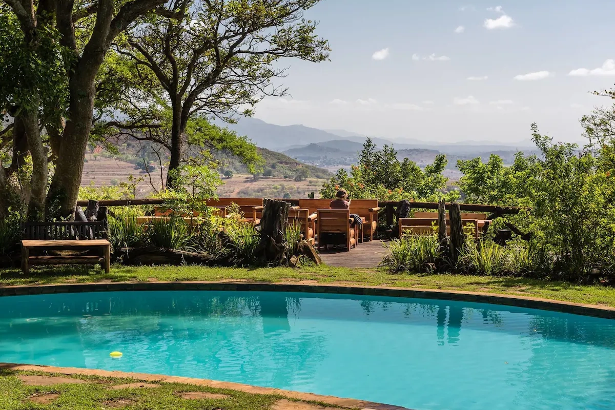 Phophonyane Falls Eco Lodge zwembad 002.webp