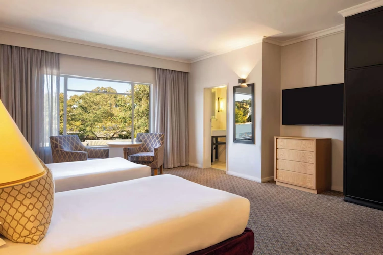 Mercure Hotel Windhoek kamer.webp