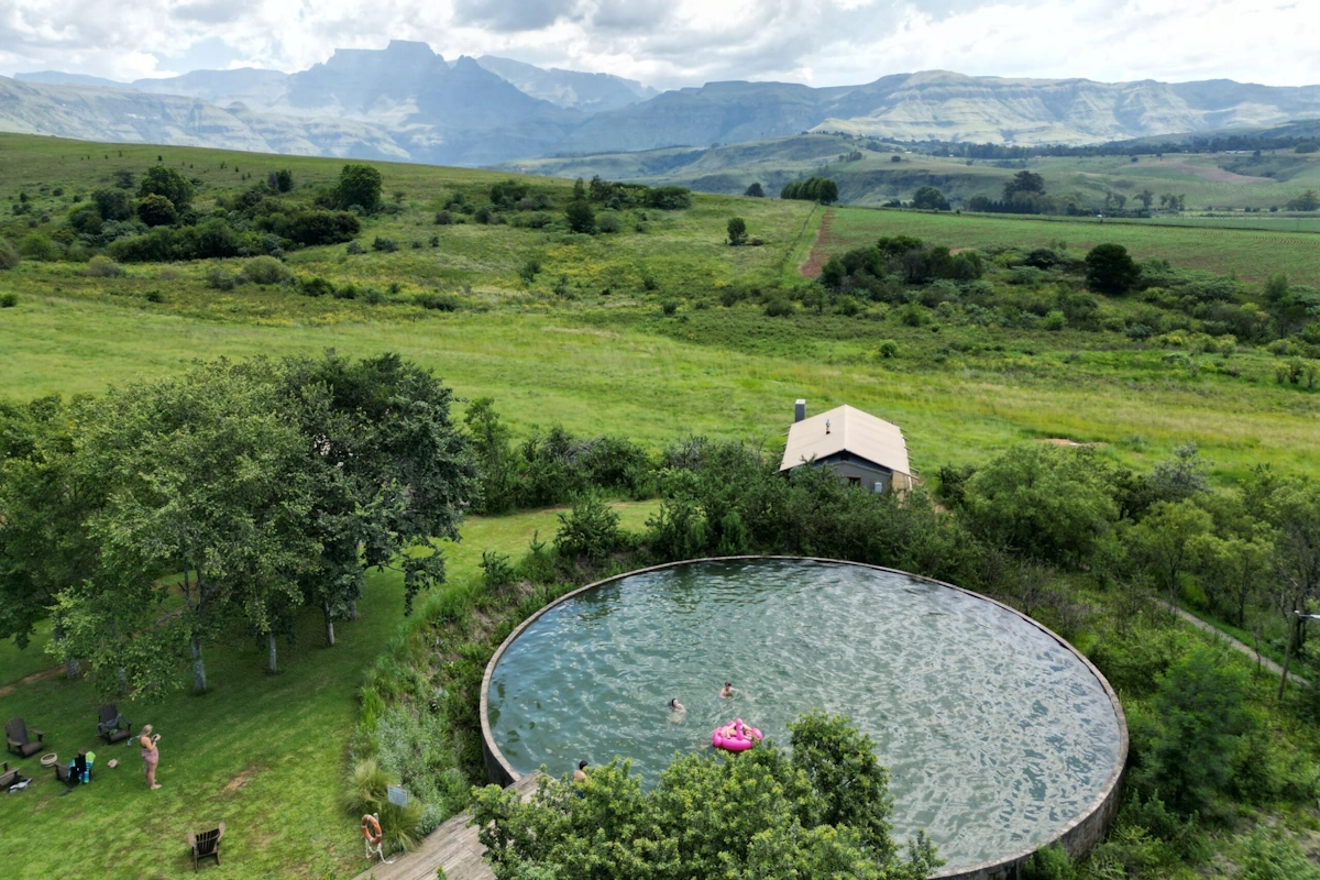 AfriCamps Champagne Valley zwembad 003.webp