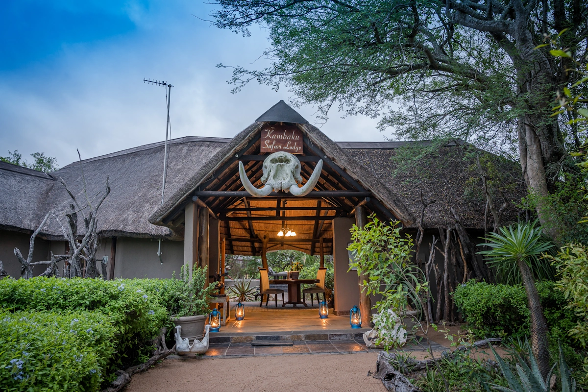 Kambaku Safari Lodge aankomst 001.webp