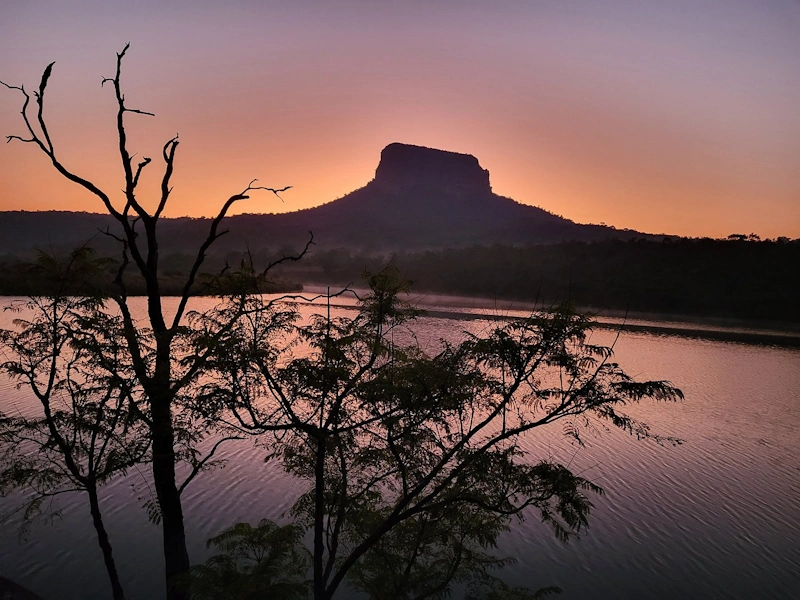 Entabeni Kingfisher Lodge uitzicht 002.webp