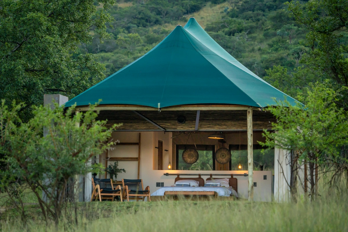 Sasi Bush Lodge Lodge Tent 002.webp