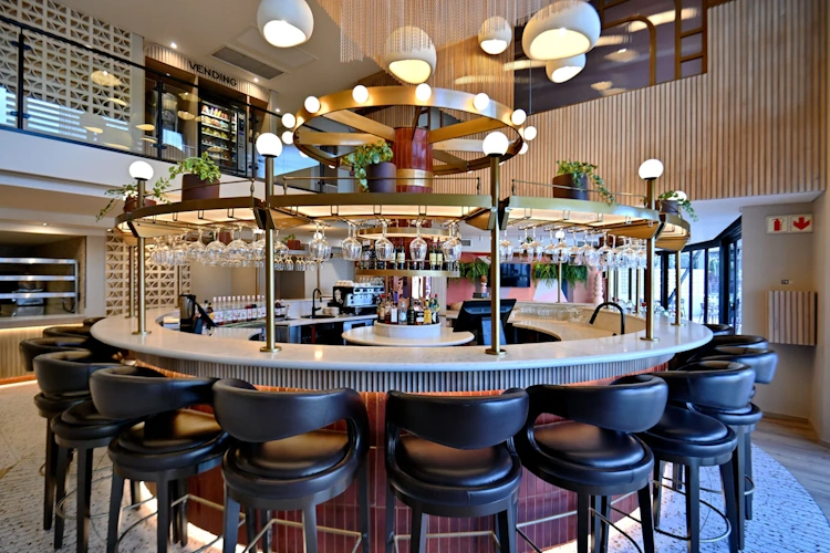 City Lodge Hotel Victoria And Alfred Waterfront bar.webp