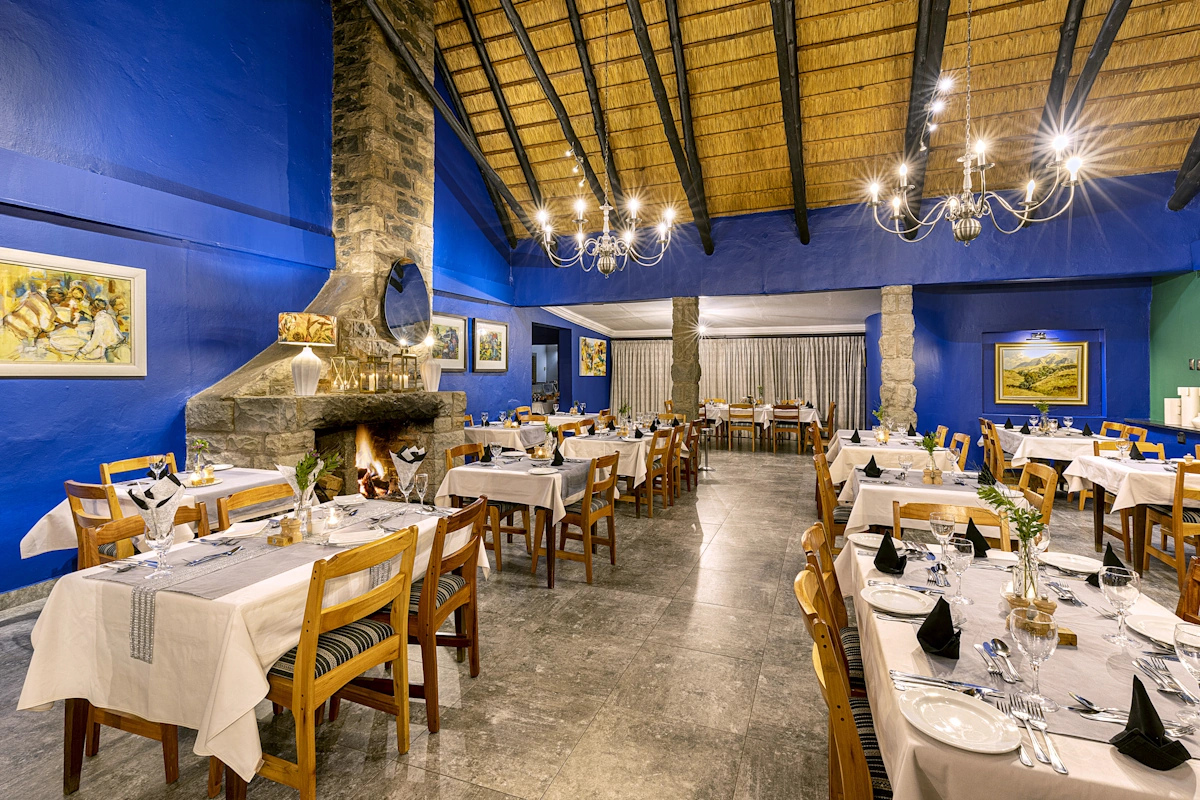 The Cavern Drakensberg Resort & Spa restaurant 001.webp