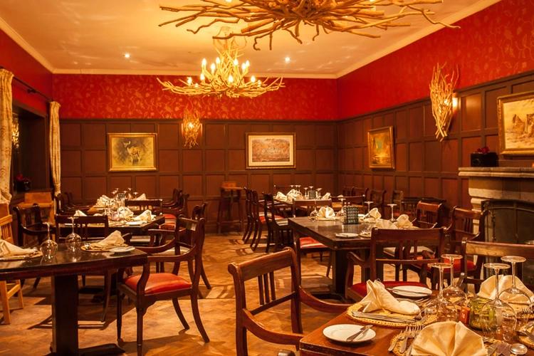 Aberdare Country Club restaurant.webp