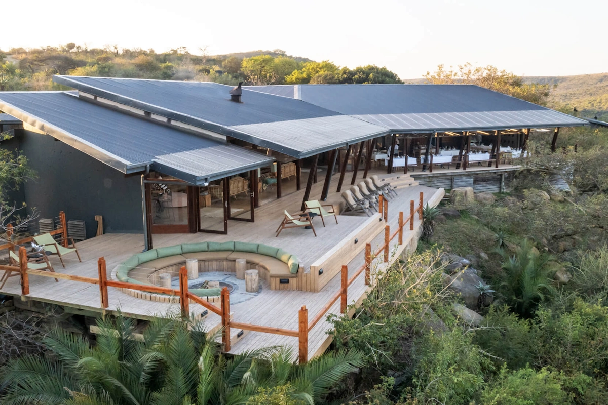 Rhino Ridge Safari Lodge 002.webp