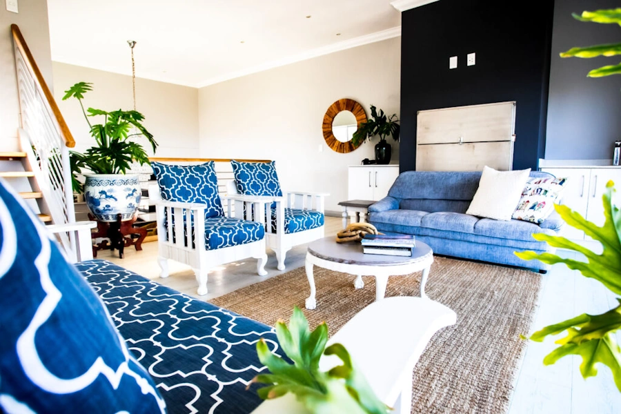 Whale Coast Ocean Villa WOONKAMER.webp