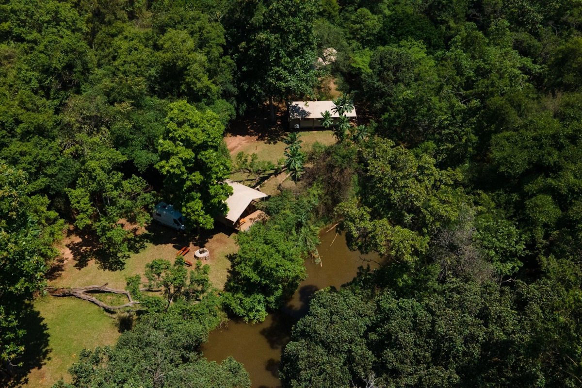 AfriCamps at Mackers luchtfoto 001.webp
