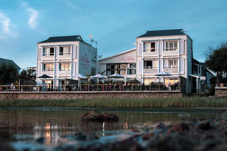 The Lofts Boutique Hotel voorkant.webp