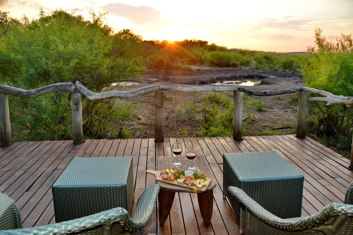 Motswiri Private Safari sunset deck 002.webp